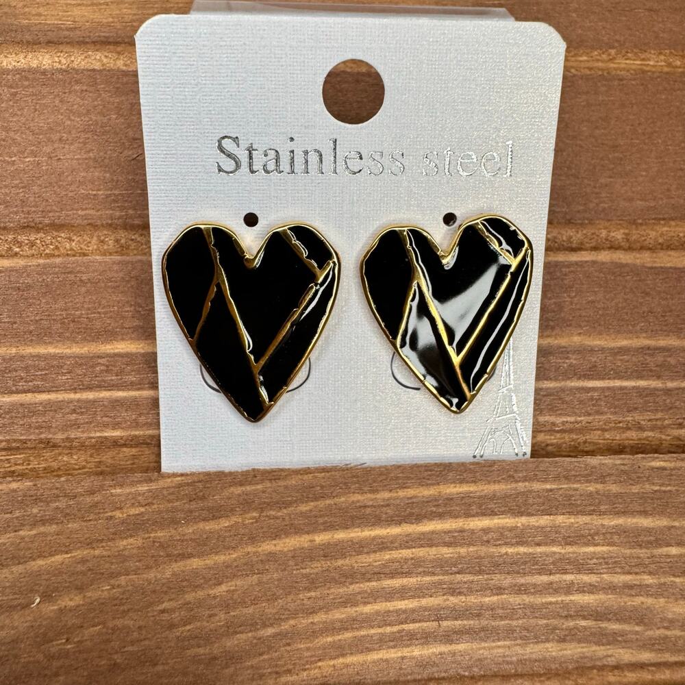 Black Heart Post Earrings Gold Accents Black Gold Accessories NEW Fast Ship